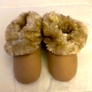 Surprize by Stride Rite tan booties Infant size 12-18 months